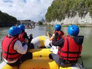 Rome: Urban Rafting Tour to Tiber Island with A Local Pizza